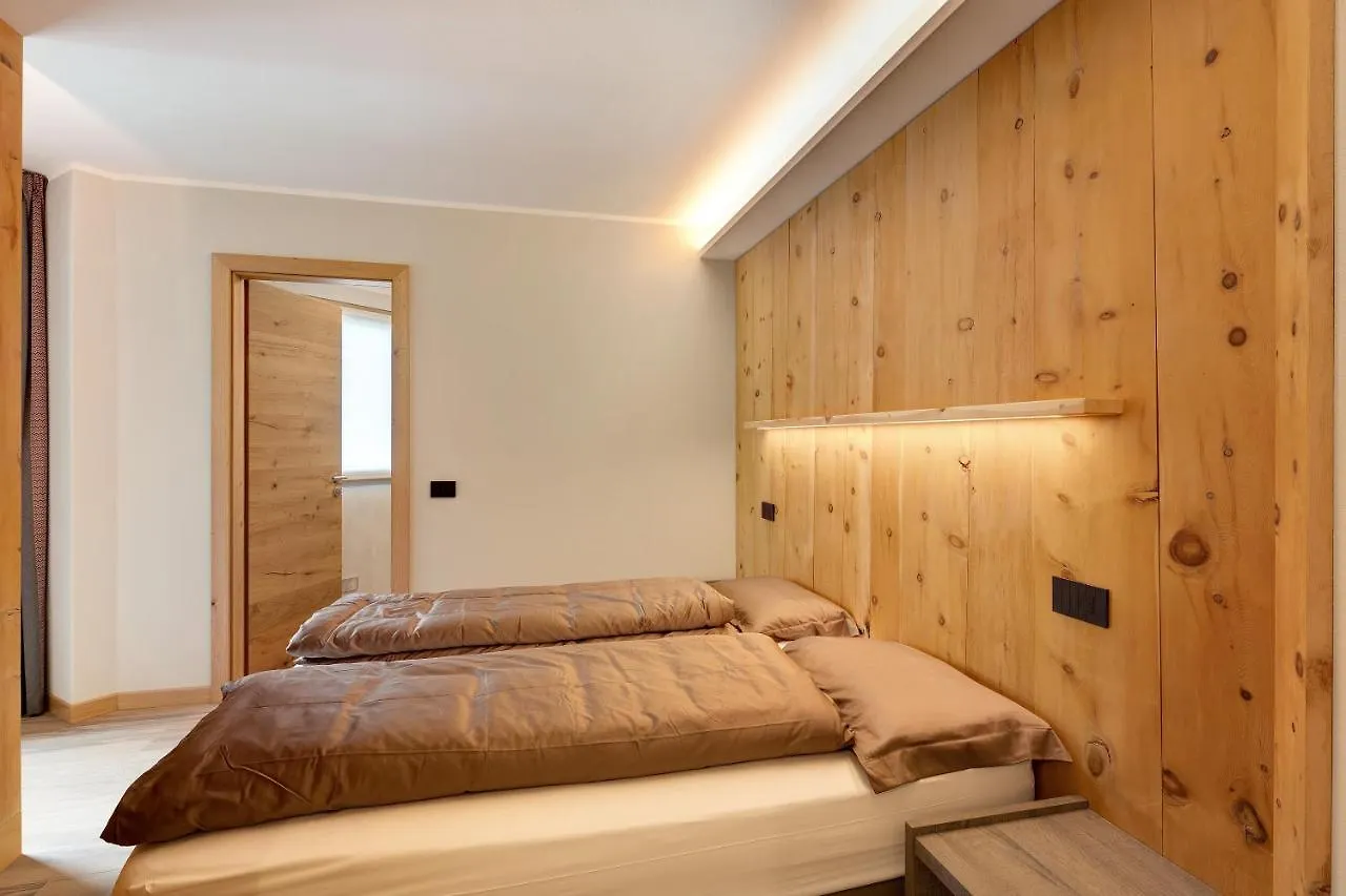 Wind Mountain Planet Suite House Livigno Lägenhet